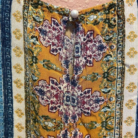 Pink Rose Multi Color Sleeveless Tank
with Keyhole Back Closure - Picture 3 of 7